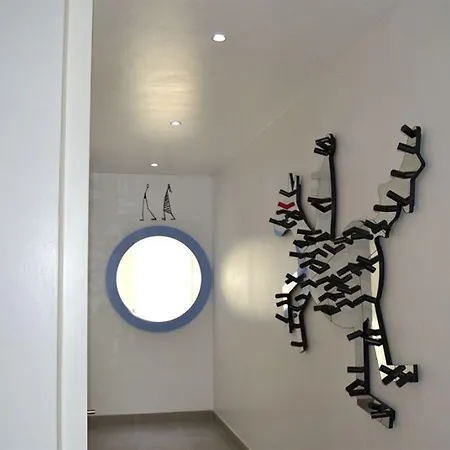 Quihotel فندق