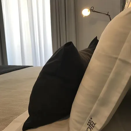 فندق Quihotel 4*