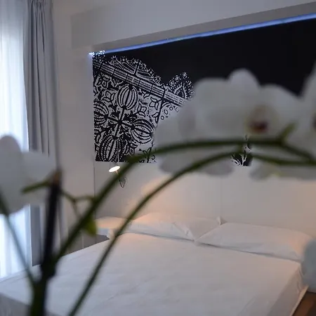 فندق Quihotel 4*