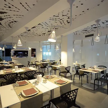Quihotel פורטו צ'זראו